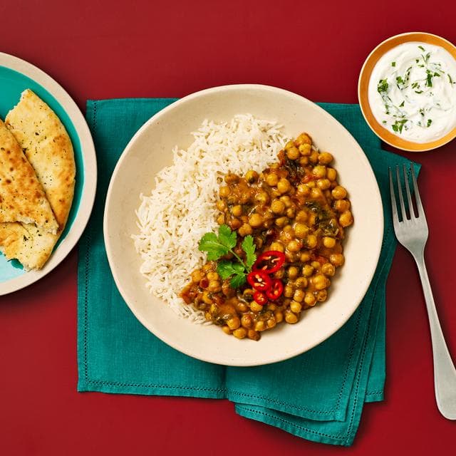 Heinz Curry Chickpeas with Coconut & Spinach 250g - gallery image 3