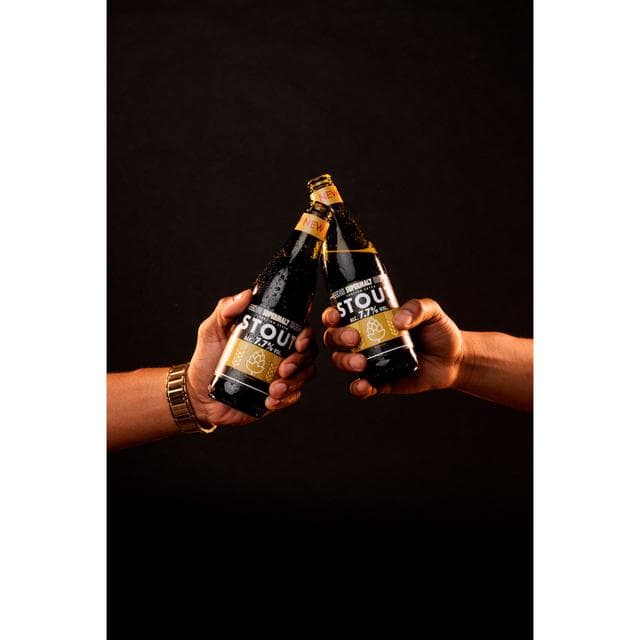 Supermalt Foreign Extra Stout 4 x 330ml - gallery image 3