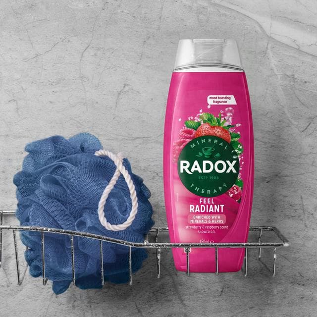 Radox 450ml Mineral Therapy Feel Radiant Shower Gel - gallery image 3