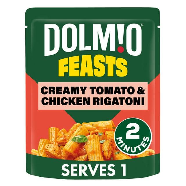 Dolmio Feasts 250g Creamy Tomato & Chicken Rigatoni Pasta Ready Meal - gallery image 1