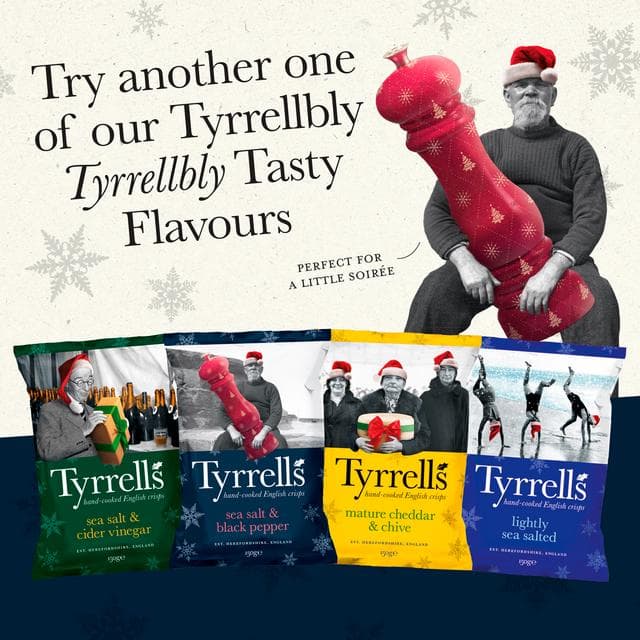 Tyrrells 150g Sea Salt & Black Pepper Sharing Crisps - gallery image 2