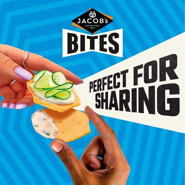 Jacob's Bites 125g Sea Salt & Malt Vinegar Cracker - gallery image 3