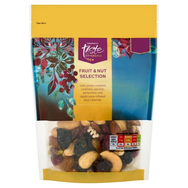 Sainsbury's 150g Christmas Fruit & Nut Selection, Taste the Difference - gallery image 1