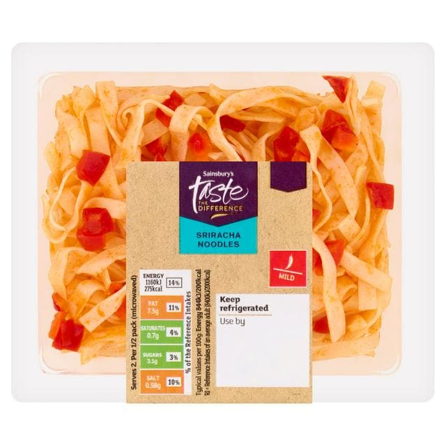 Sainsbury's 275g Sriracha Noodles, Taste the Difference - gallery image 1