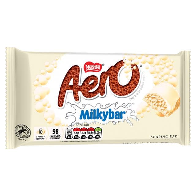 Aero 145g White Chocolate Sharing Milkybar - gallery image 2