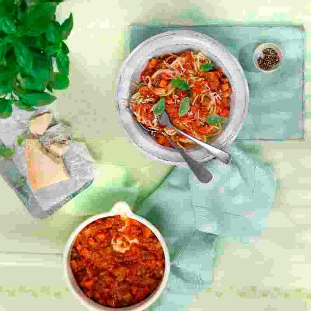 Tilda 250g Tomato & Red Pepper Lentils - gallery image 4