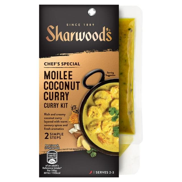 Sharwood's Chef's Special 250g Indian Moilee Coconut Curry Sauce Meal Kit - gallery image 1