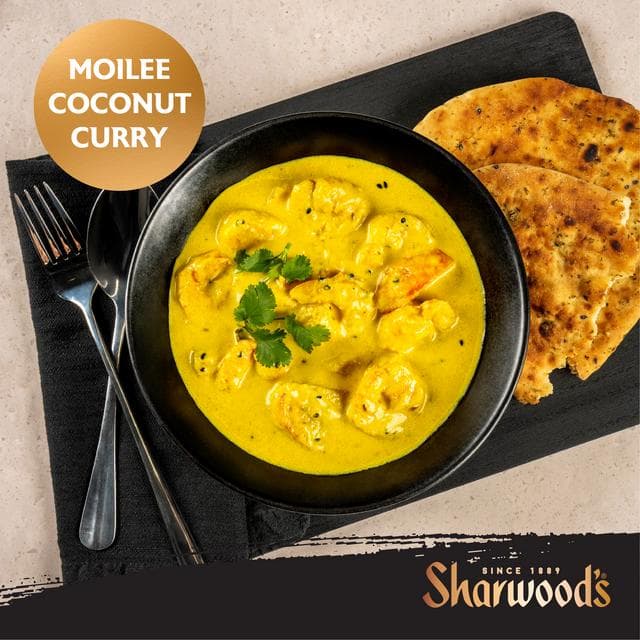 Sharwood's Chef's Special 250g Indian Moilee Coconut Curry Sauce Meal Kit - gallery image 4
