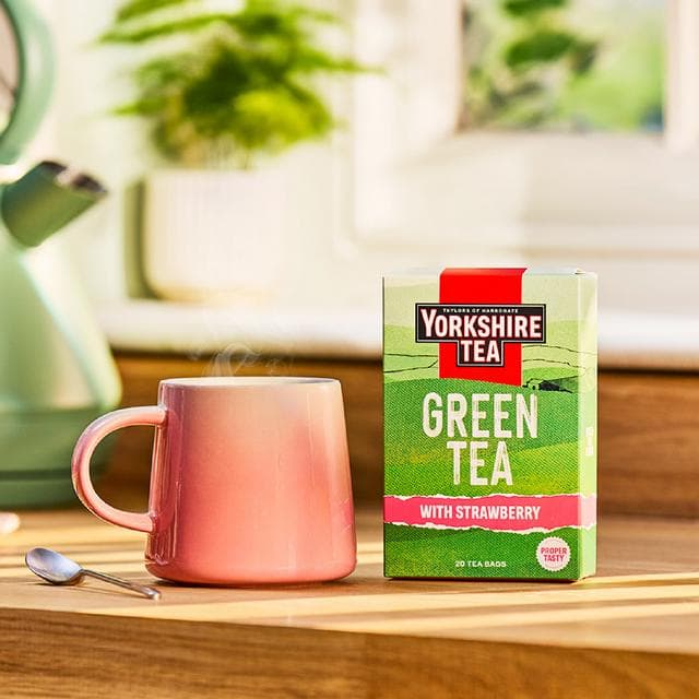 Yorkshire Tea 20 x Strawberry Green Tea Bags - gallery image 3