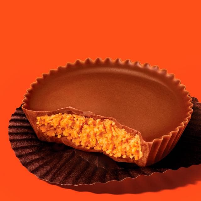 Reese's 3 x 21g Milk Chocolate & Peanut Butter Trio Cups - gallery image 3