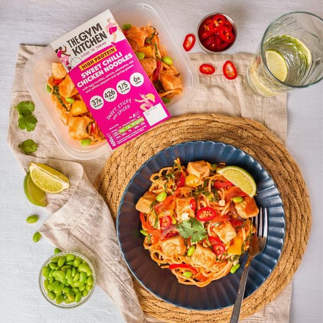The Gym Kitchen 400g Sweet Chilli Chicken Noodles - gallery image 2