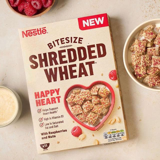 Nestlé Shredded Wheat Bitesize 450g Happy Heart Raspberry & Nuts Breakfast Cereal - gallery image 2