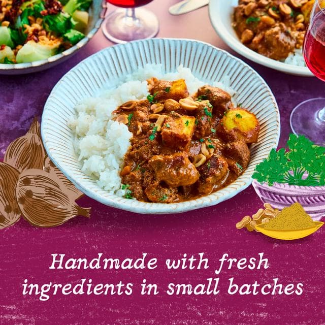 Charlie Bigham's 750g Beef Massaman & Jasmine Rice - gallery image 2