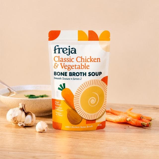 Freja 560g Classic Chicken & Vegetable Bone Broth Soup - gallery image 2