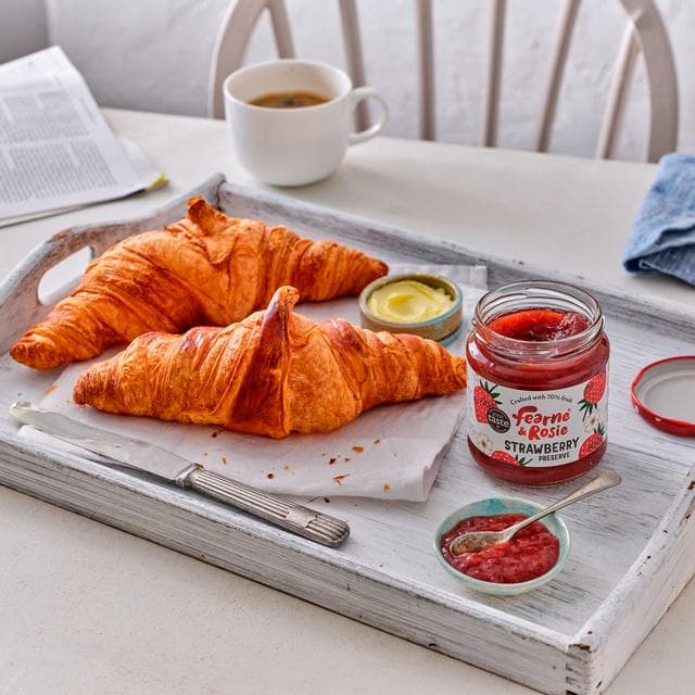 Fearne & Rosie Strawberry 70% Fruit Jam - gallery image 2