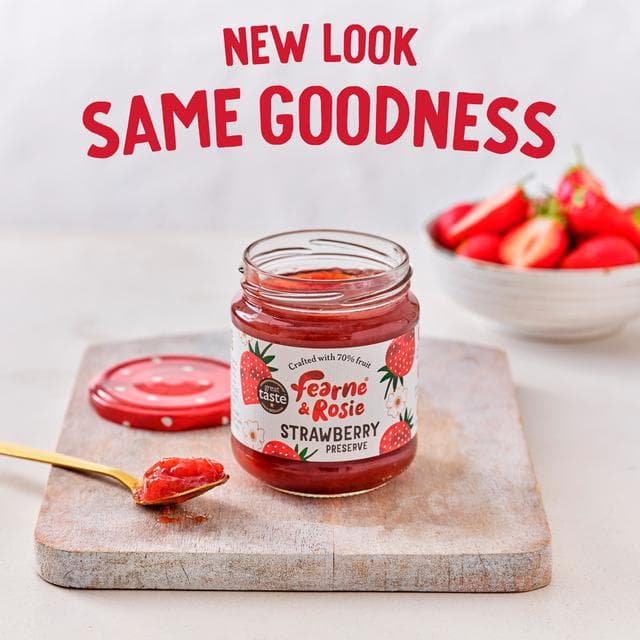Fearne & Rosie Strawberry 70% Fruit Jam - gallery image 4