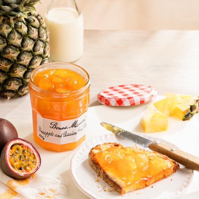 Bonne Maman 370g Pineapple and Passionfruit Conserve - gallery image 4