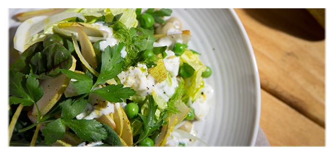 Green feta salad with mint dressing